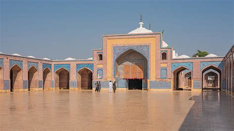 Shah Jahan Masjid – Một kiệt tác kiến trúc Mughal tráng lệ ở Bahawalpur!